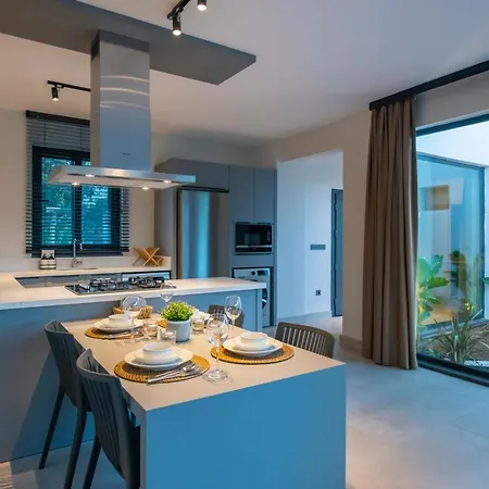 Hotel Liana 4*